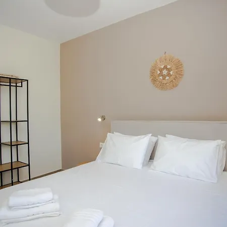 Aella Apartment