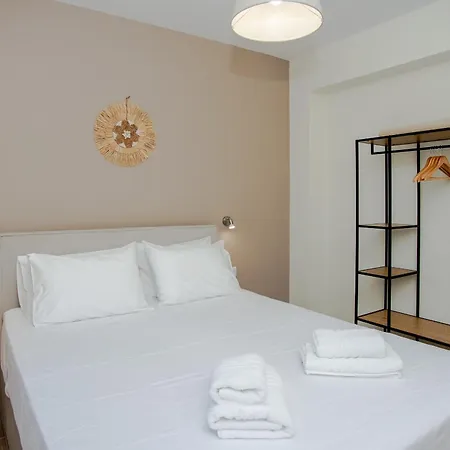 Aella Apartment *